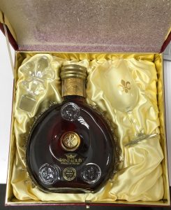 6B827D40-B2DE-449A-8CB9-927676929D63