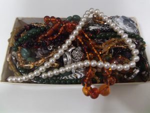 メッキのアクセサリー,買取り,海老名市,座間市,綾瀬市,相模原市