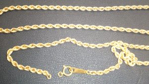 切れたネックレスも買います!!買取専門店 大吉 イオン古川店にお任せ下さい!