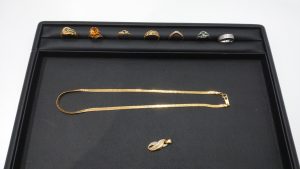 金やプラチナのリング、ネックレス、トップをお買取りします!買取専門店 大吉 イオン古川店にお任せ♪