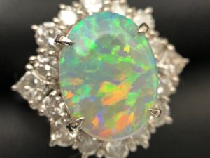 宝石 ジュエリー 買取 大吉 オパール