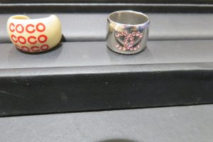 シャネルのアクセサリーのお買取は大吉東急プラザ新長田店をご利用下さい。