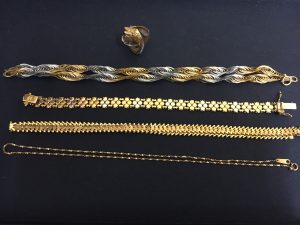 金・貴金属を大量にお買取致しました!!大吉 アクロスモール春日店