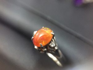 ファイヤーオパールプラチナリングを買取ました!大吉高崎店