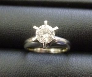 一粒ダイヤモンドの指輪をお買取り致しました。買取専門店大吉ゆめタウン中津店(大分県)です。
