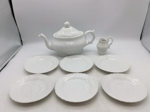 ブランド食器買取を高く売るなら買取専門店大吉イオンスタイル大津京店まで('ω')ノ