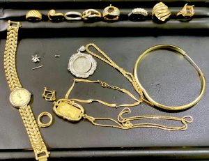 2745C9BC-C2F3-45A8-B88F-B857CEC890B0_1_201_a