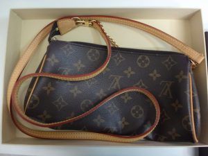 大吉調布店で買取したヴィトン（LV）のバッグ