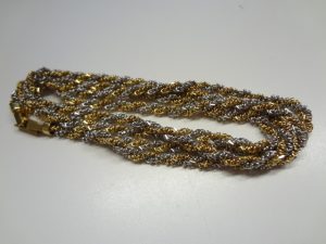 ネックレスをお買取り致しました♪大吉ミレニア岩出店です!ネックレスをお買取り致しました♪大吉ミレニア岩出店です!