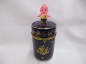 アンティークのケースをお買取させて頂きました♪大吉米子店