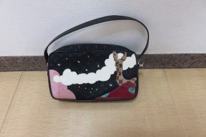 ヴィトンの動物柄のバック のお買取です。