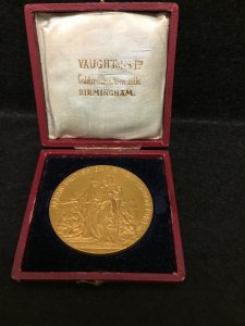 記念メダルの買取もしている大吉イオンタウン鈴鹿店です!