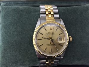 ロレックスを高く売るなら「大吉 アクロスモール春日店」へ