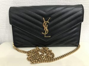 大吉国立店でサンローランのチェーンウォレットをお買取りしました!!