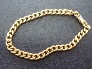 金のブレスレットのお買取りを致しました。買取専門店大吉ゆめタウン中津店(大分県)です。