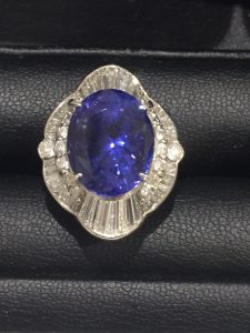 多摩平でサファイアのリングを売るなら『買取専門店大吉 イオンモール多摩平の森店』へ!!