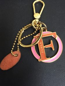こんなモノも買取できるの?? 大吉 アクロスモール春日店ならフルラのキーホールダー1点でも買取可能!