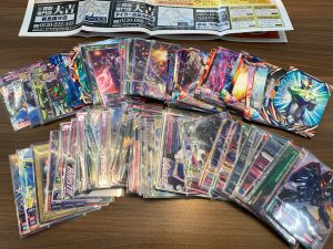 茶色のお店もいいけど青色のお店、姶良市・買取専門店大吉タイヨー西加治木店もトレカ買取やってま~す!