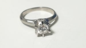 住みたい街第1位,立て爪ダイヤ,売る,厚木