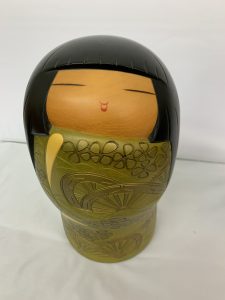 三笠市、美唄市でこけしなどの骨董品をうるなら買取専門店 大吉 イオン岩見沢店にお持ち込み下さい!!