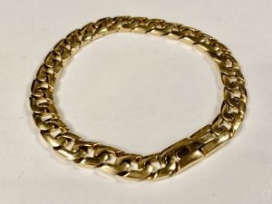 【貴金属お売りください！】金の買取は買取専門店大吉 新宿本店へ！