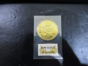 大吉 武蔵小金井店 御即位10万円金貨の画像です
