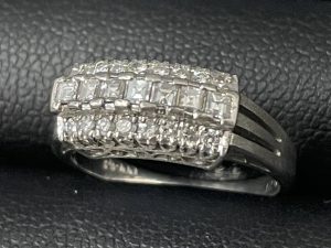 今回はダイヤモンドのリングをお買取させて頂きました!大吉橋本高野口店です!