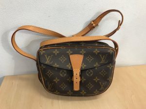 東灘　芦屋　ヴィトン　VUITTON　買取　甲南山手　大吉