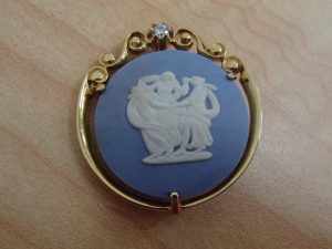 Wedgwood ウェッジウッド ブローチをお買取り!大吉ゆめタウン八代店