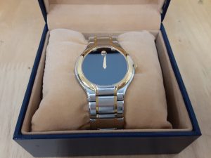 モバード　腕時計