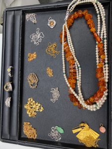 ジュエリーの買取りお任せください！大吉リバーサイド千秋店♪