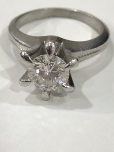 神奈川県でダイヤを高く売るなら綾瀬タウンヒルズ園へ