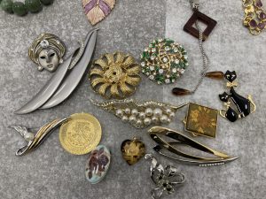 メッキアクセサリーの買取なら大吉ゆりまち袖ケ浦駅前モール店にお任せください!