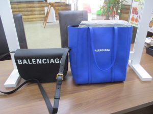 バレンシアガ　買取　弘前