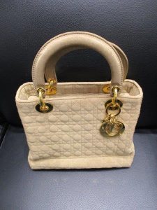 クリスチャンディオール買取 クリスチャンディオール 買取 大曽根 矢田 千種 茶屋ヶ坂 小幡 守山