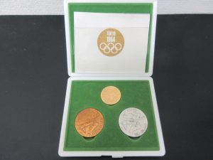 東京オリンピックのメダルセットの買取は大吉ウエステ垂水店です