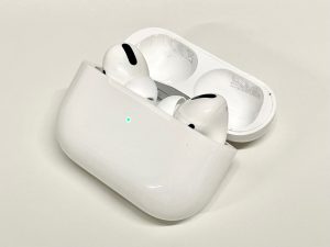 Apple製品買取いたします!大吉新宿本店です!【AirPods買取】