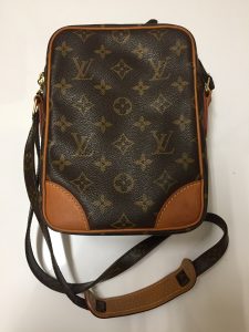 LVアマゾンは今の高い時期に売りましょうφ(゜▽゜*)♪大吉 アクロスモール春日店(福岡市)