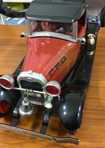 車のおもちゃかな??実はお酒です!ジムビームの珍しい形のウイスキーを買取させていただいた大吉イオンタウン鈴鹿店です!