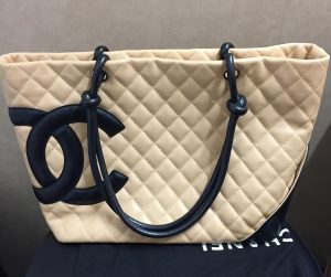 シャネルを高く売りたいなら東大阪にありますじゃんぼ食鮮館花園店へ!