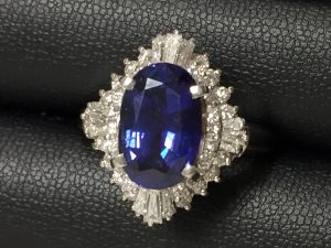 サファイアリング　５．７９ｃｔ