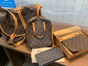 「あっ」と思ったルイヴィトンとチラシの文字…そりゃあもう姶良市・買取専門店大吉タイヨー西加治木店へゴーでしょう!