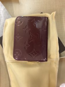うるま市からお越しのお客様よりヴィトンの財布をお買取り致しました! 大吉 胡屋店です♪♪