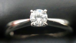 ダイヤモンドリングをお買取りです!買取専門店 大吉 イオン古川店にお任せ下さい!