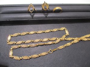 貴金属の買取は◆大吉伊勢ララパーク店◆にお任せください♪