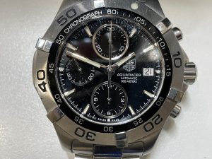 大吉国立店でタグホイヤーのアクアレーサーをお買取りしました!!