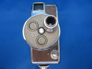 本日はアンティークカメラをお買取りさせて頂きました。