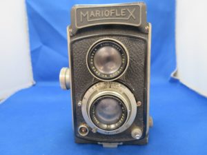 本日はアンティークカメラをお買取りさせて頂きました。