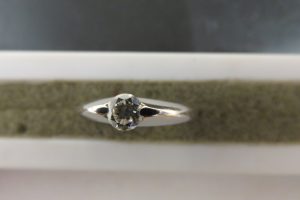 プラチナ、ダイヤモンドリングをお買取させていただきました。