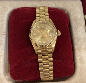 ロレックス高く売りたいなら三田駅前にありますキッピーモール三田店へ!